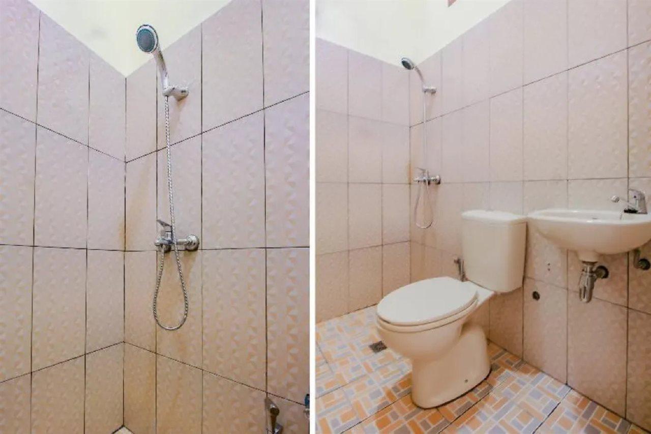 Oyo 90063 Silver Homestay Syariah Perabumulih Екстер'єр фото